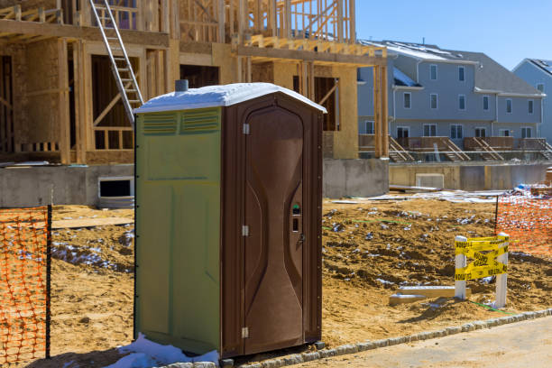 Professional porta potty rental in Coralville, IA
